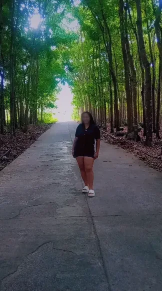 Esila, 23