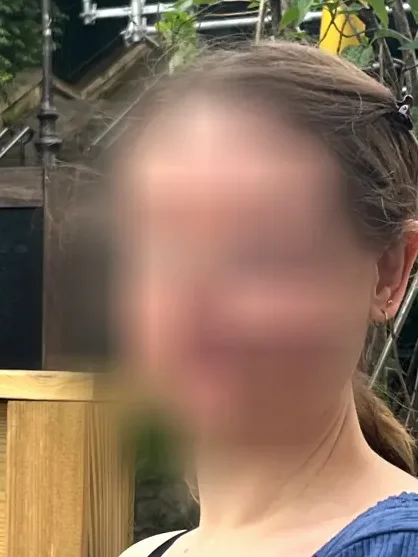 Isabella, 34