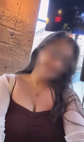 Miranda, 24