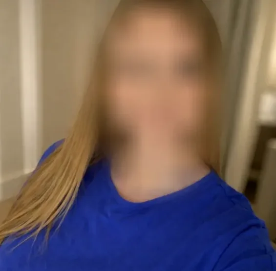 Nienke, 39